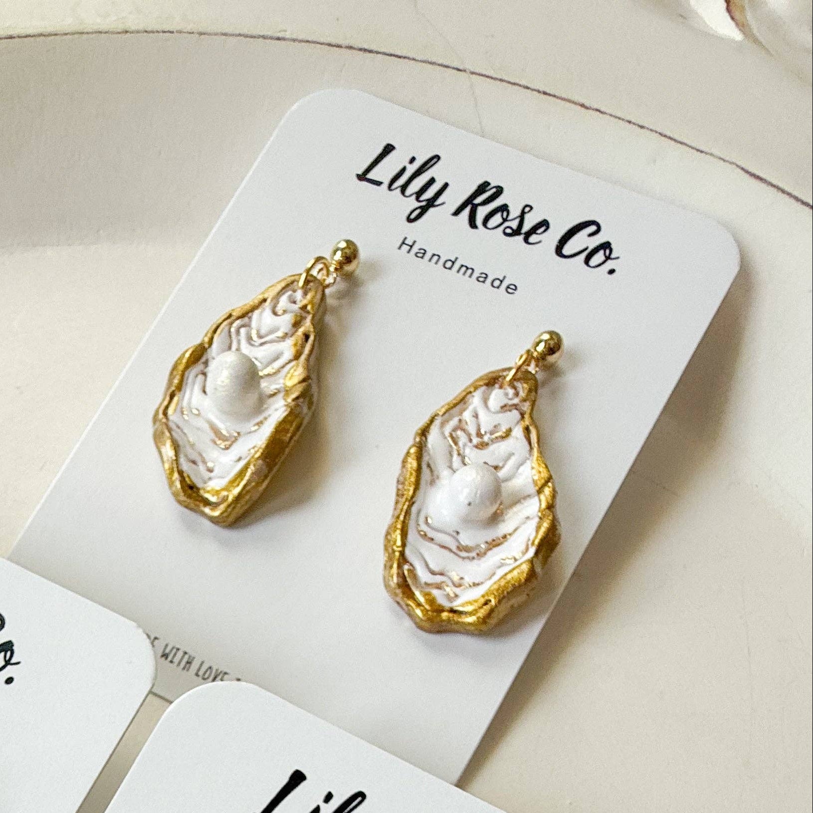 Oyster Earrings - Mellow Monkey