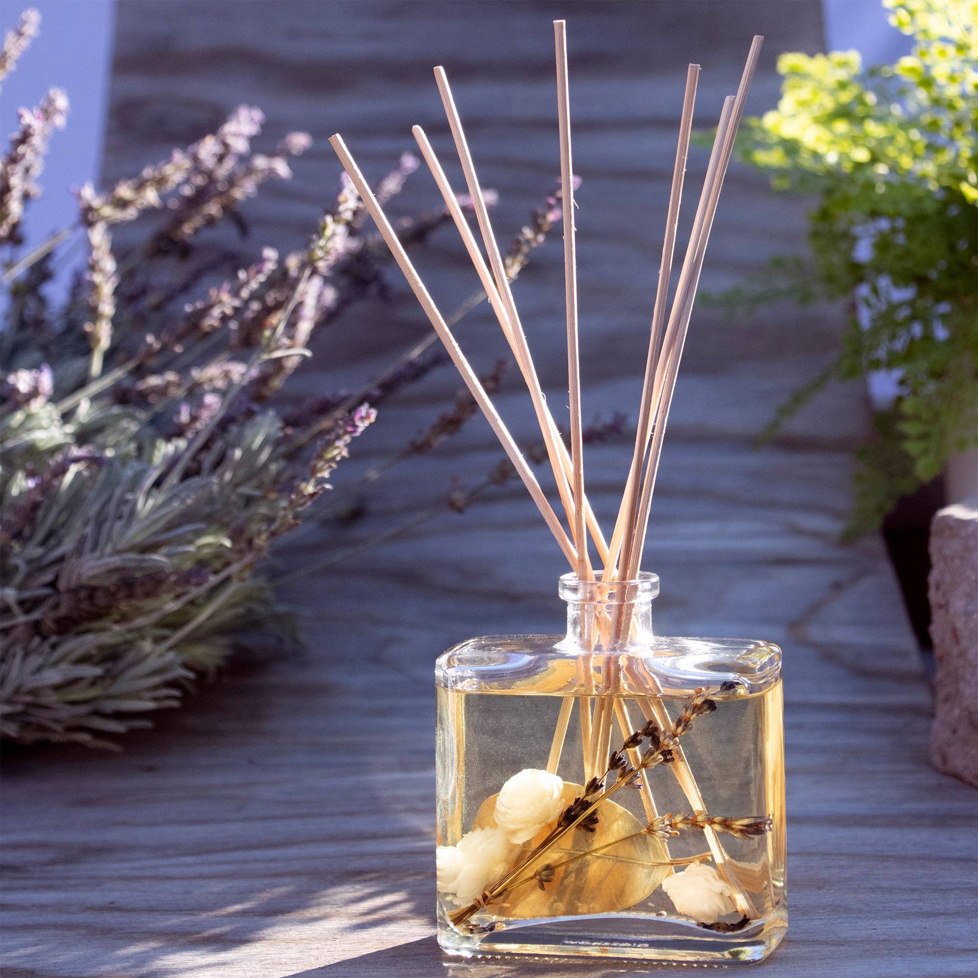 Amber Lavender Botanical Reed Diffuser - Mellow Monkey
