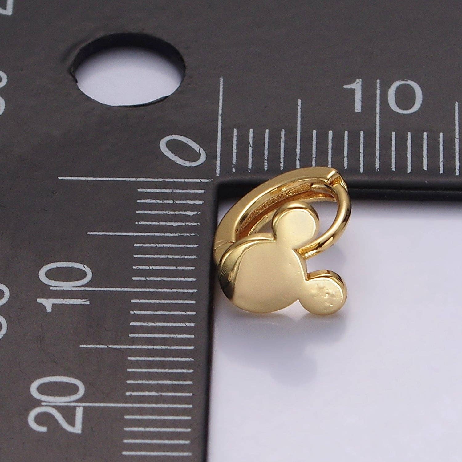 14K Gold Filled Mouse Animal Minimalist Cartilage Huggie Earrings | AE957 - Mellow Monkey