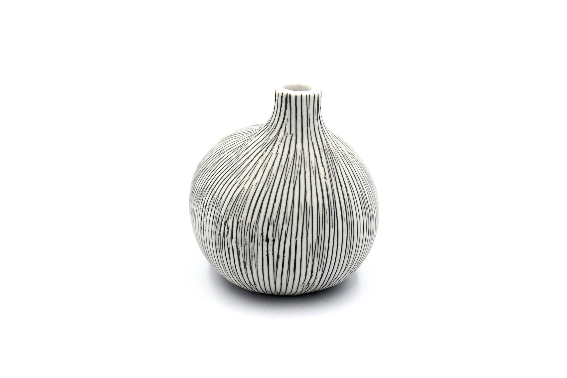 Mini Omo - Handcrafted Porcelain Bud Vase - White with Black Lines - 2.7 x 2 x 2.8 in - Mellow Monkey