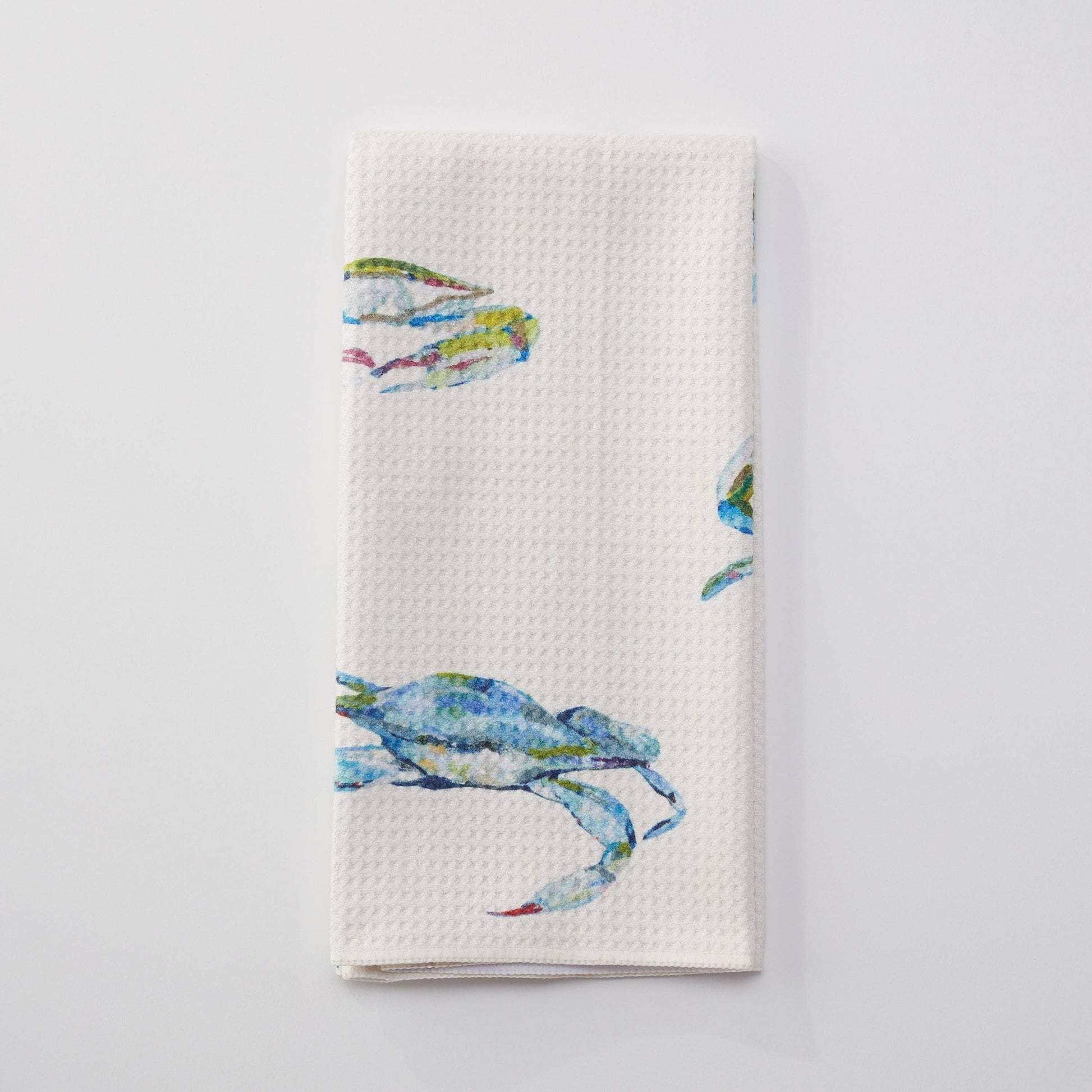 Mellow Monkey Bay Blues microfiber tea towel with blue crabs, 16 x 24 inches, 80% polyester, 20% polyamide.