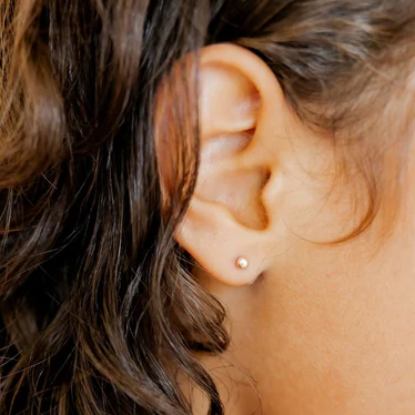 Screwback Stud Earrings - Evelyn - Mellow Monkey