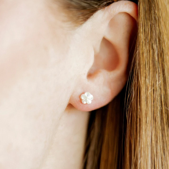 Screwback Stud Earrings - Gia - Mellow Monkey