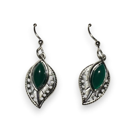 Silver Forest Silver Airy Leaf with Onyx Earrings NE-2310 - Mellow Monkey