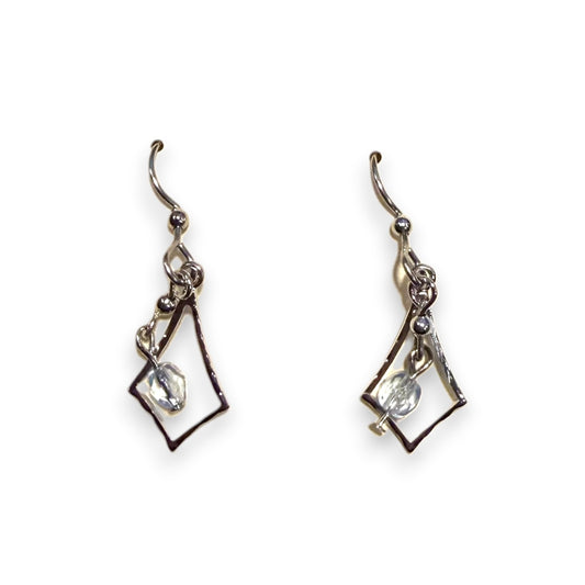 Silver Forest Silver Kite Shape with Bead Earrings NE-2400
