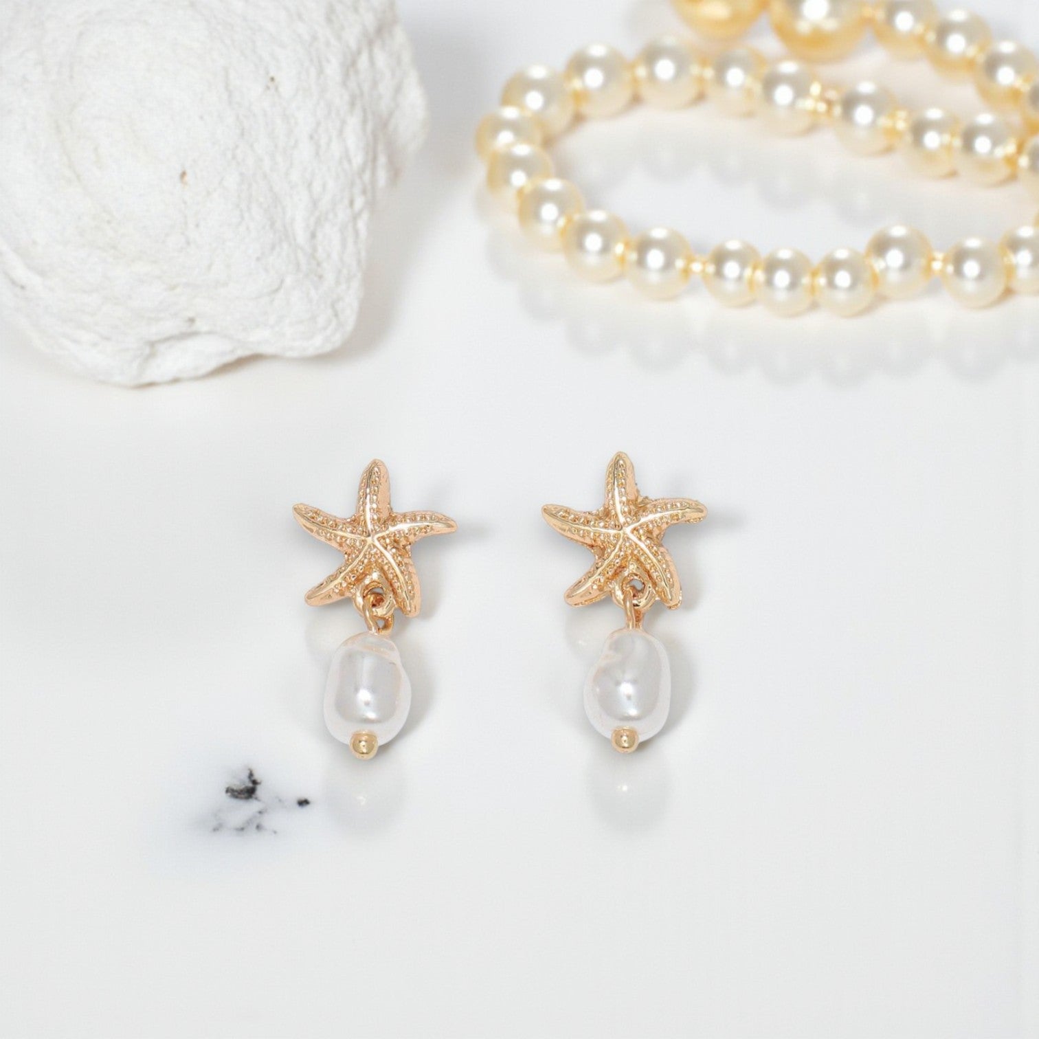 Dainty Starfish With Pearl Drops - Earrings - Mellow Monkey
