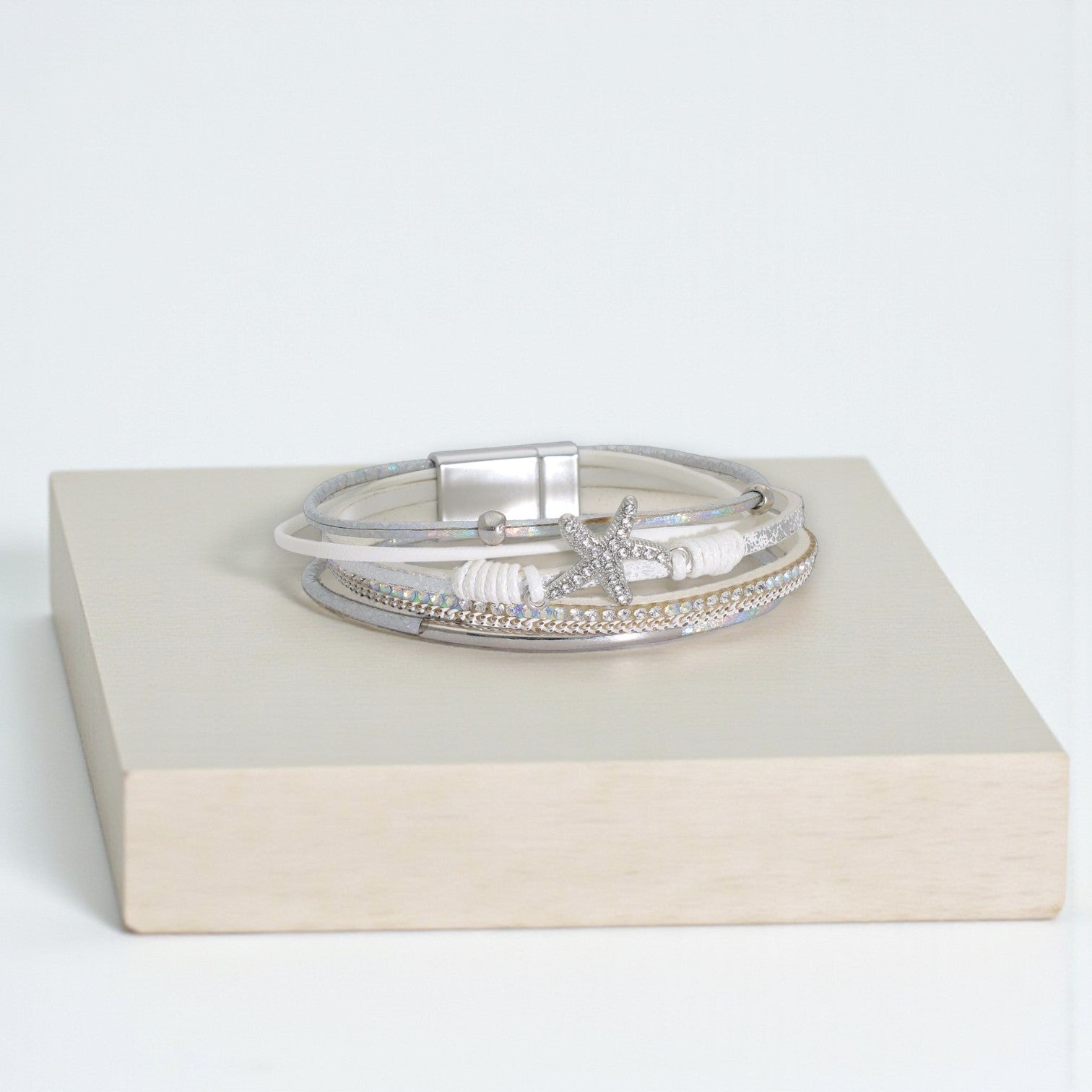 Multi Row Starfish Silver - Bracelet - Mellow Monkey