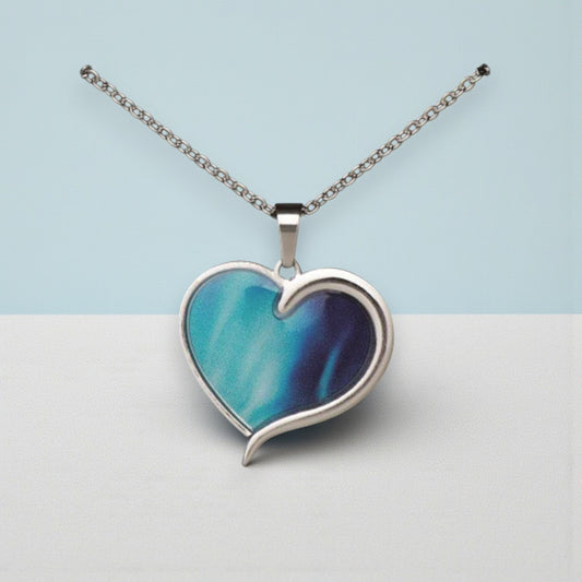 Northern Lights Enchanting Heart Necklace - Mellow Monkey