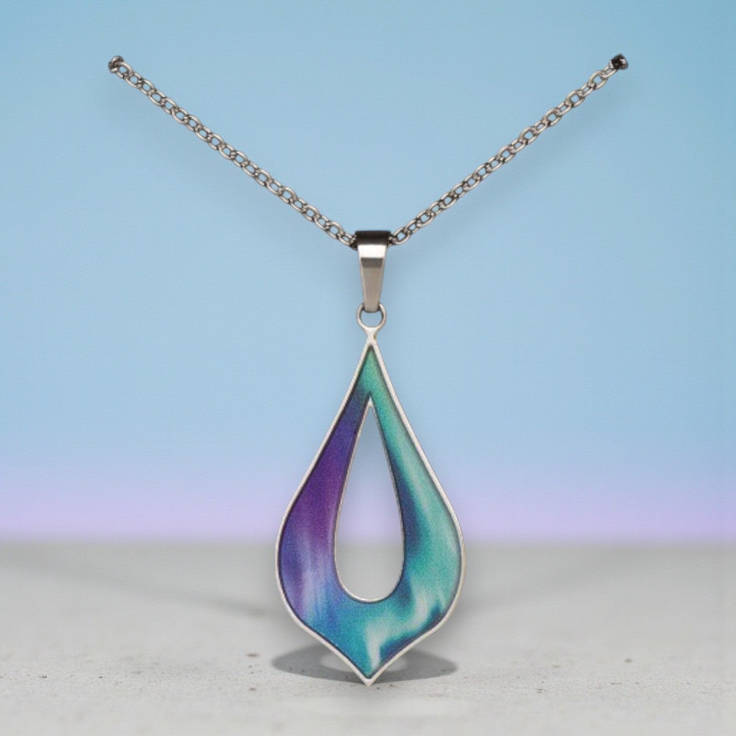 Northern Lights Radiance Necklace - Mellow Monkey