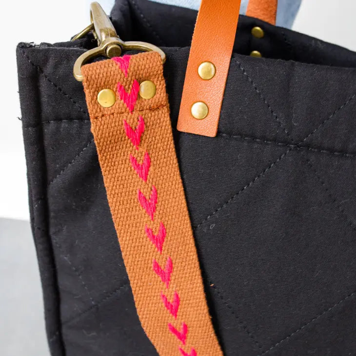 Adjustable Bag Strap - Brown With Pink Arrows - Mellow Monkey