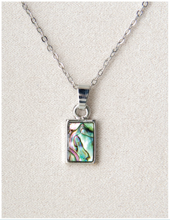 Wild Pearle Rectangle Necklace - Mellow Monkey