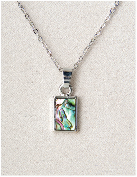 Wild Pearle Rectangle Necklace - Mellow Monkey