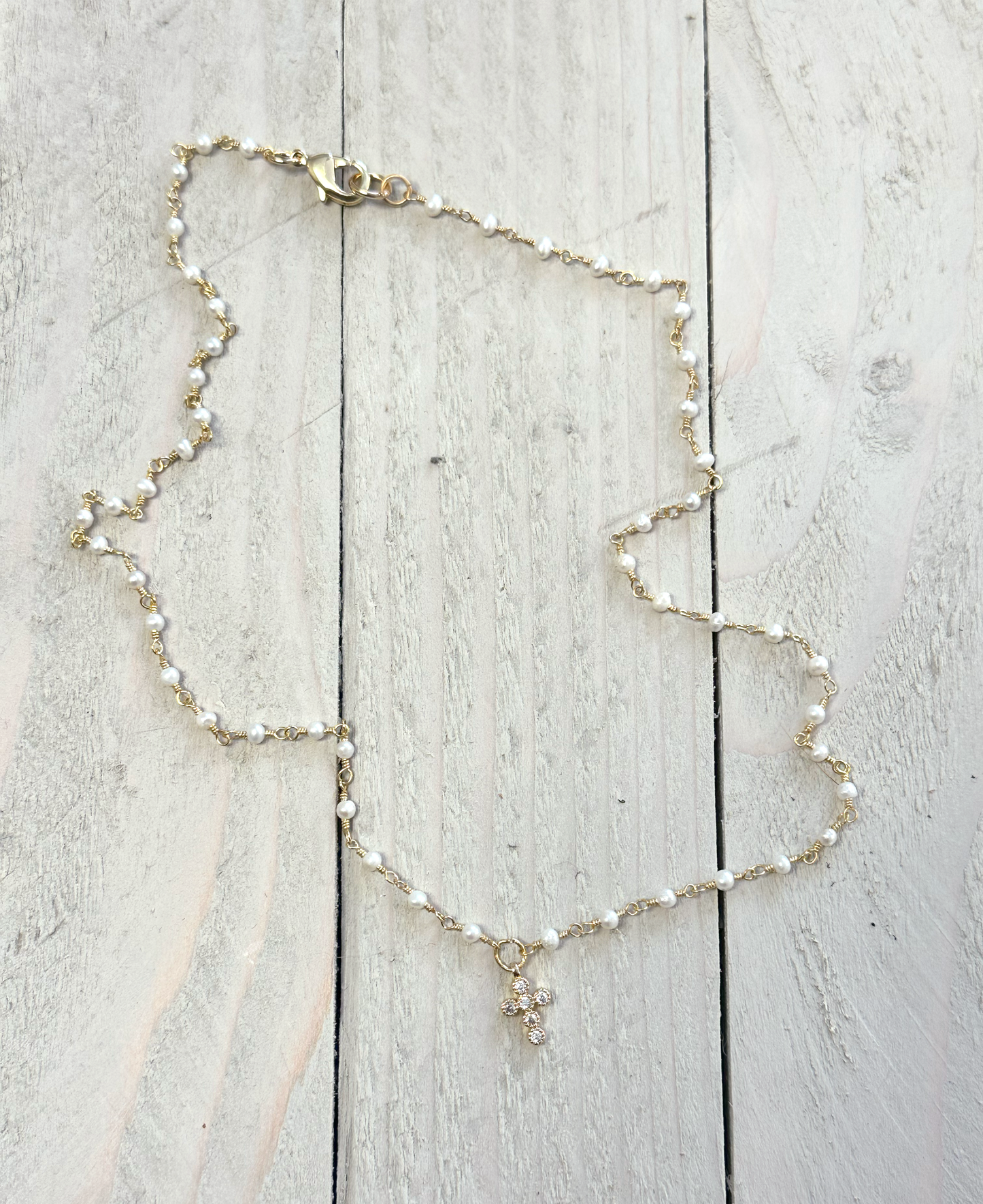 Pearl Link Necklace with Cross Pendant - 17-in - Mellow Monkey