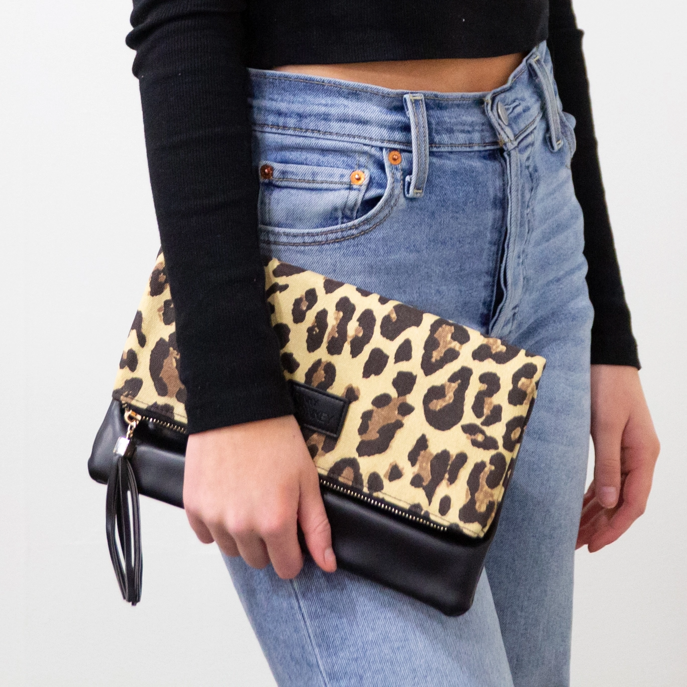 Leopard sales print clutch